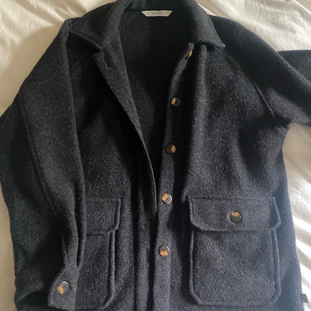 Women's Anian Georgia coat- Storm colour. Size small